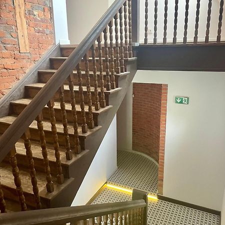 Szmaragdowa Sowa Apartman Wałbrzych Kültér fotó