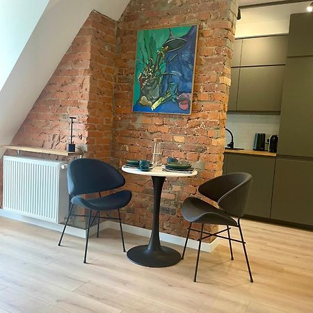 Szmaragdowa Sowa Apartman Wałbrzych Kültér fotó